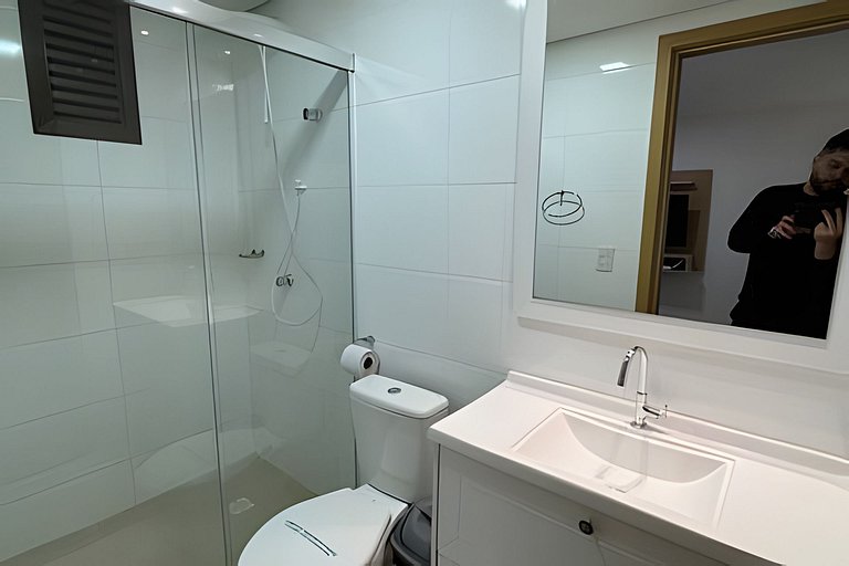 #apê911 Perto de TUDO c/ vaga! LZN Hospedagens